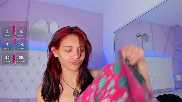 Snapshot of Salome_rouse1 chatting on 17, 2, 2025 Salome rouse1 online show from 17, 2, 2025