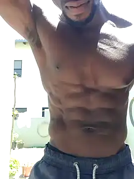 MIGHTY MAGNUM online show from 19, 1, 2025