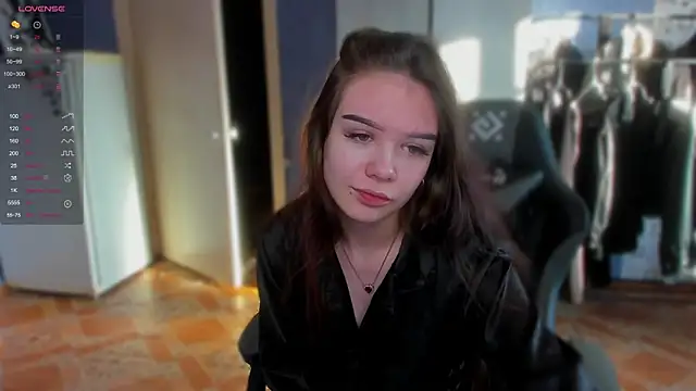 Snapshot of SweetyDeviliya chatting on 5, 12, 2025 SweetyDeviliya online show from 5, 12, 2025