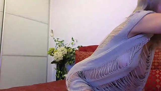  Maddalena  online show from 9, 10, 2025