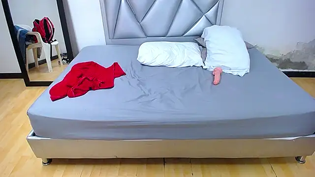 kinky redhead18 online show from 11, 2, 2025