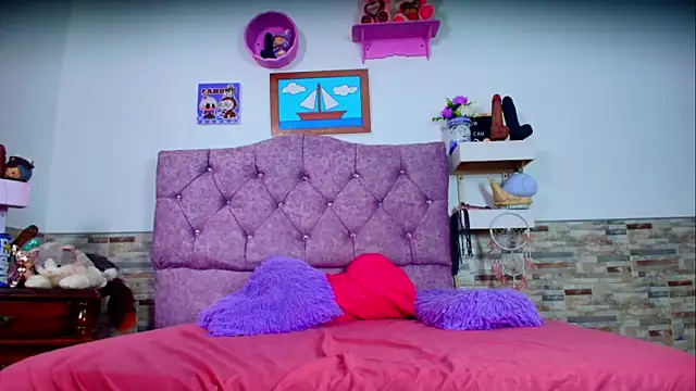 Melannytaylor online show from 27, 9, 2025