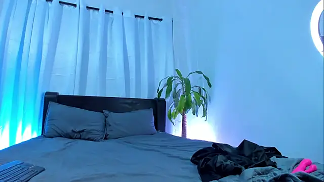 Snapshot of lanaa_paul1 chatting on 8, 12, 2024 lanaa paul1 online show from 8, 12, 2024