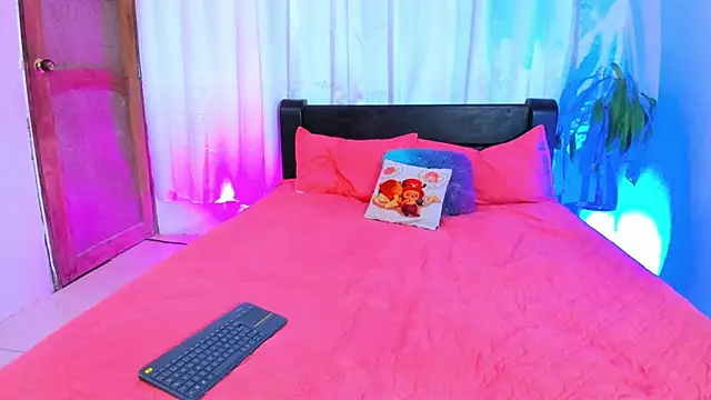 Snapshot of lanaa_paul1 chatting on 11, 3, 2025 lanaa paul1 online show from 11, 3, 2025