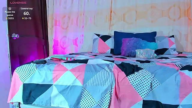 Snapshot of lanaa_paul1 chatting on 23, 10, 2025 lanaa paul1 online show from 23, 10, 2025