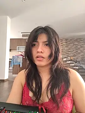 Elsa sweet online show from 19, 9, 2025