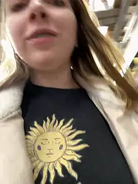 Sunny   Bunny online show from 28, 12, 2024