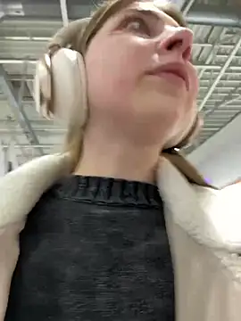 Sunny   Bunny online show from 15, 1, 2025