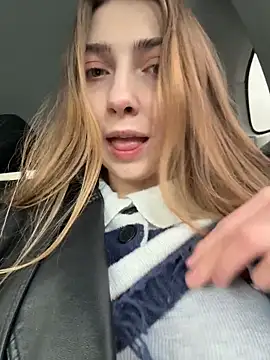 Sunny   Bunny online show from 24, 4, 2026