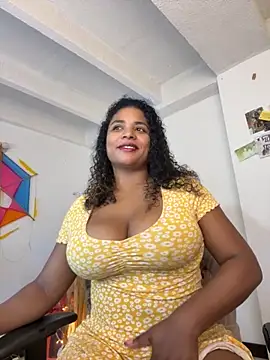 Snapshot of Michel_Jones chatting on 15, 11, 2025 Michel Jones online show from 15, 11, 2025