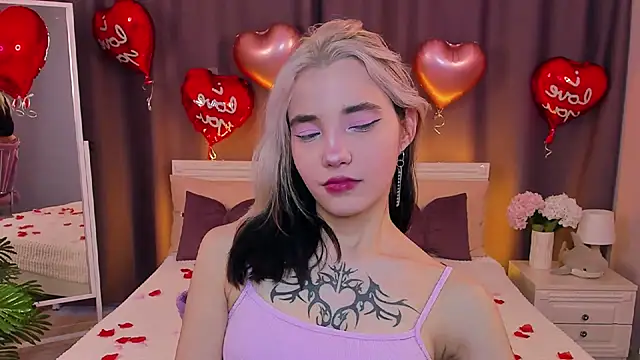 as1an girlfriend online show from 18, 2, 2025