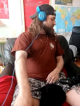 Ozomitro online show from 5, 3, 2025