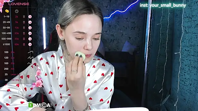 Your small bunny online show from 11, 10, 2025