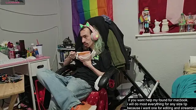 tallnerdyguy online show from 14, 9, 2025