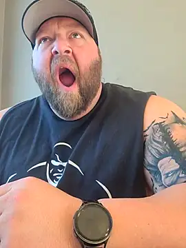 Strong Bear89 online show from 1, 1, 2025