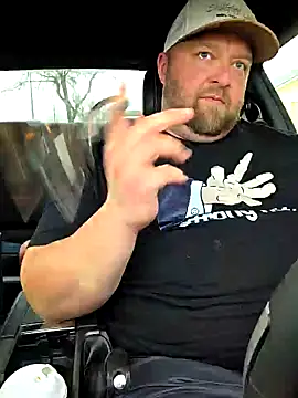 Strong Bear89 online show from 10, 2, 2025