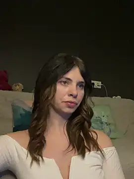 Snapshot of CurlyLara chatting on 8, 3, 2025 CurlyLara online show from 8, 3, 2025