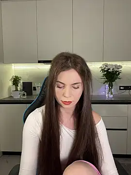 Snapshot of CurlyLara chatting on 26, 11, 2025 CurlyLara online show from 26, 11, 2025