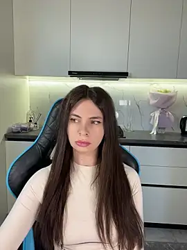 CurlyLara online show from 24, 4, 2026