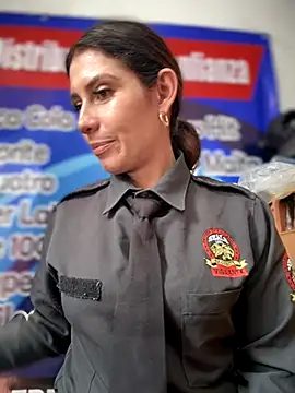 Alysson-- online show from 17, 10, 2025