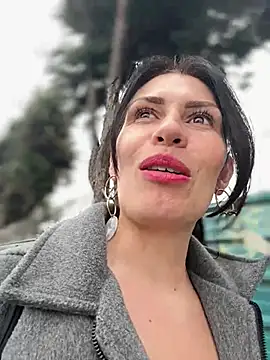 Alysson-- online show from 25, 4, 2026