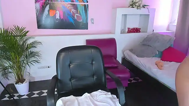 Snapshot of lunoxx_ chatting on 11, 1, 2025 lunoxx online show from 11, 1, 2025