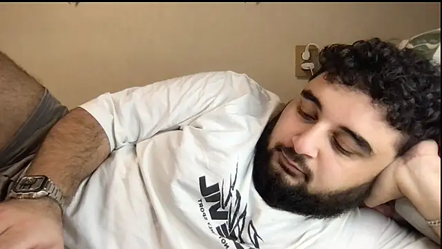 Snapshot of teddy_alan chatting on 29, 10, 2025 teddy alan online show from 29, 10, 2025