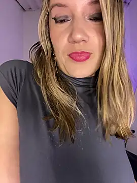gwen ashly online show from 28, 7, 2026