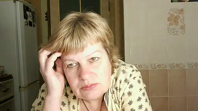 Snapshot of Ettie_Tonia chatting on 17, 1, 2025 Ettie Tonia online show from 17, 1, 2025