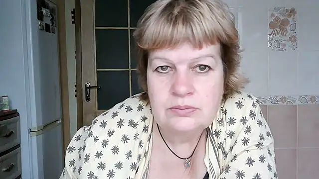 Snapshot of Ettie_Tonia chatting on 24, 1, 2025 Ettie Tonia online show from 24, 1, 2025