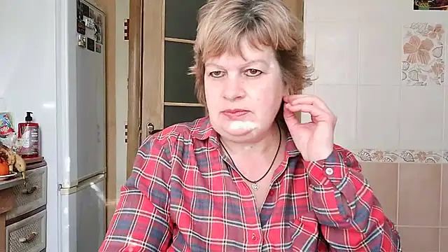 Snapshot of Ettie_Tonia chatting on 26, 2, 2025 Ettie Tonia online show from 26, 2, 2025