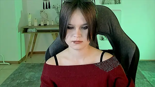 Elainebeness online show from 4, 12, 2024