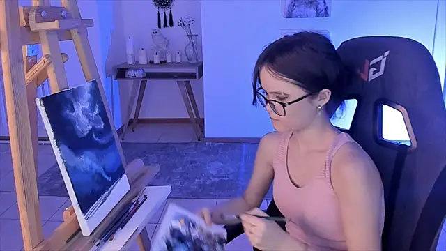 Elainebeness online show from 7, 12, 2024