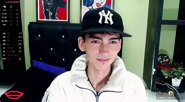 ttimy x boy online show from 3, 3, 2025