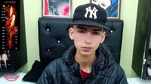 ttimy x boy online show from 10, 3, 2025