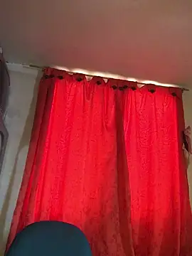 Miss oliviaa online show from 16, 10, 2025