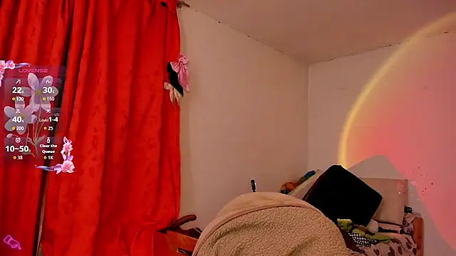 Miss oliviaa online show from 7, 11, 2025