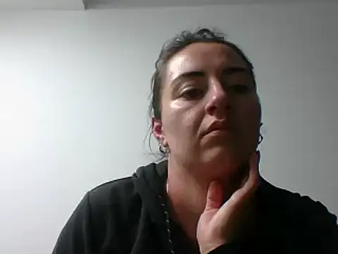 Snapshot of _karlie_kloss_ chatting on 13, 12, 2024 karlie kloss online show from 13, 12, 2024