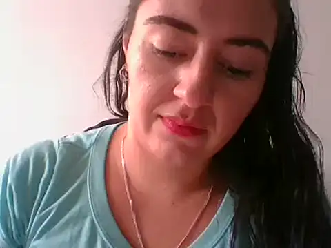 Snapshot of _karlie_kloss_ chatting on 1, 2, 2025 karlie kloss online show from 1, 2, 2025