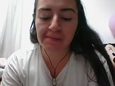 Snapshot of _karlie_kloss_ chatting on 19, 2, 2025 karlie kloss online show from 19, 2, 2025