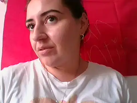 Snapshot of _karlie_kloss_ chatting on 3, 3, 2025 karlie kloss online show from 3, 3, 2025