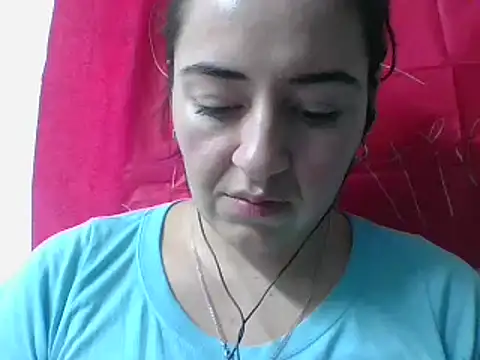 Snapshot of _karlie_kloss_ chatting on 18, 3, 2025 karlie kloss online show from 18, 3, 2025