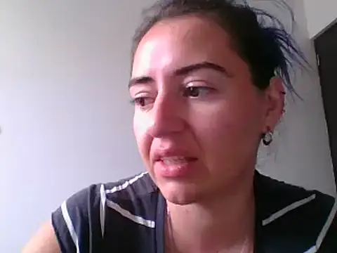 Snapshot of _karlie_kloss_ chatting on 16, 3, 2026 karlie kloss online show from 16, 3, 2026