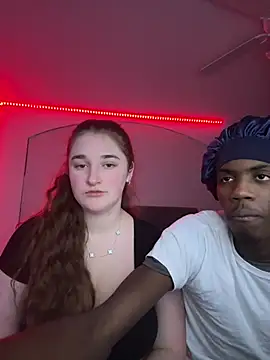 Snapshot of MarcusAndMarissa4ev chatting on 5, 2, 2025 MarcusAndMarissa4ev online show from 5, 2, 2025