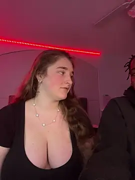 Snapshot of MarcusAndMarissa4ev chatting on 12, 3, 2025 MarcusAndMarissa4ev online show from 12, 3, 2025