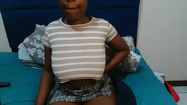 MilkyTitties online show from 22, 7, 2026