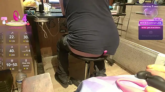 misteryman1956 online show from 11, 3, 2026