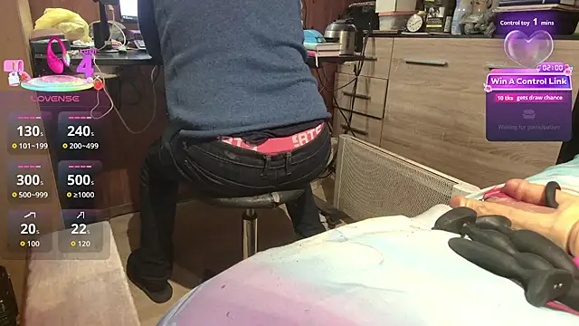 misteryman1956 online show from 19, 4, 2026