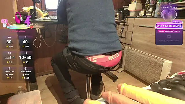 misteryman1956 online show from 26, 4, 2026