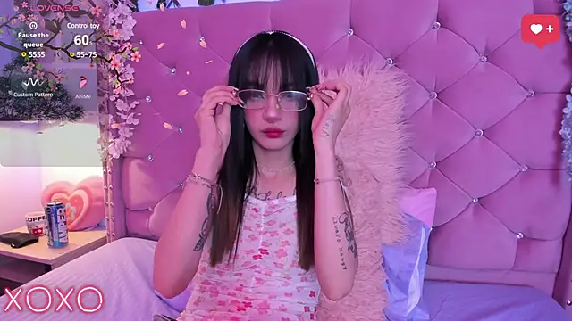 lauren evans96 online show from 5, 1, 2025